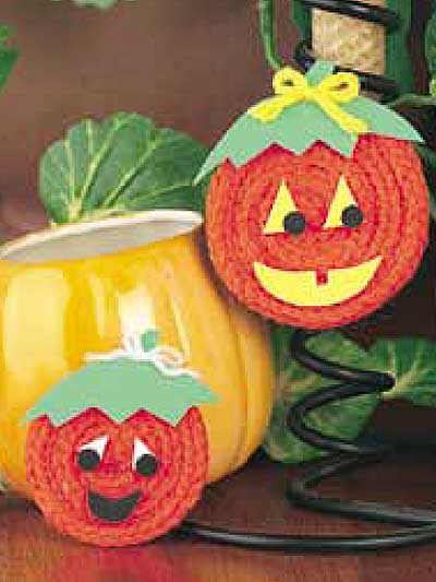 Knit Cord Pumpkin Face Magnets photo