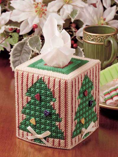 Country Christmas Tree Tissue Cover photo