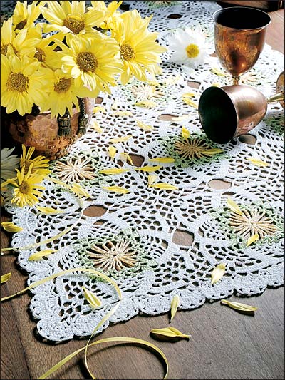 Daisy Table Runner Crochet Free, Free Easy Crochet Dresser Scarf Patterns